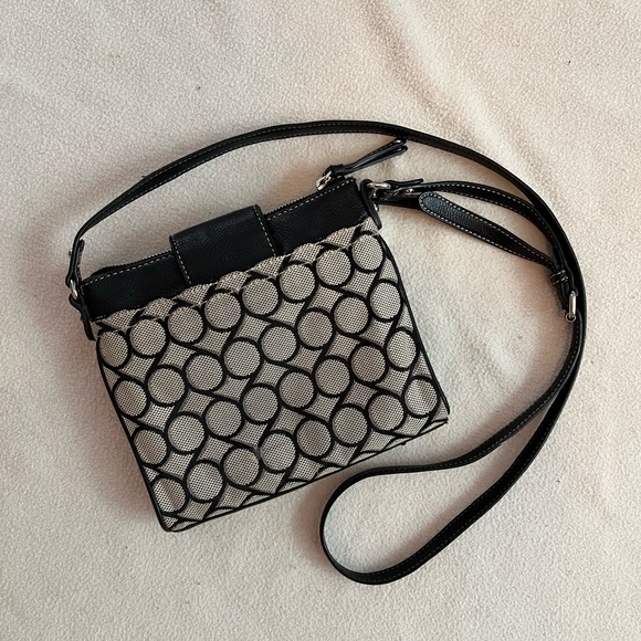 Nine West crossbody purse - Picture 3 of 8